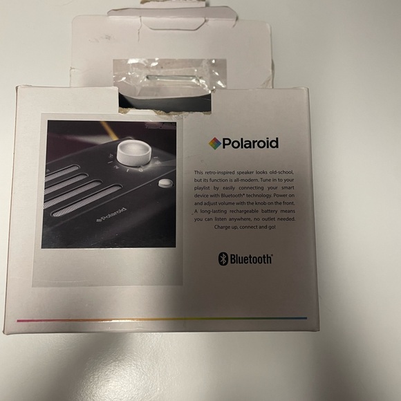 Polaroid Retro Bluetooth Speaker - Picture 2 of 5